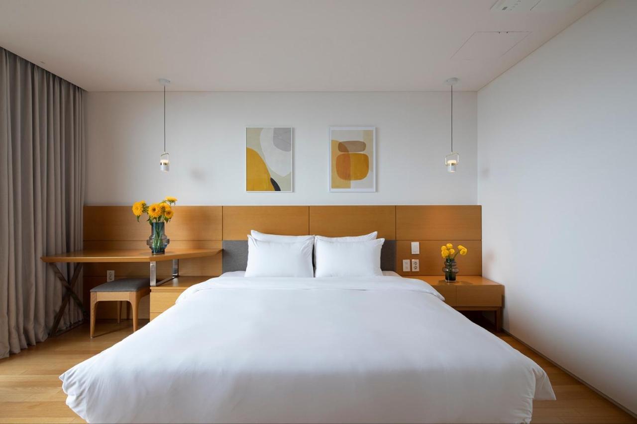 Velum Resort Seogwipo Extérieur photo
