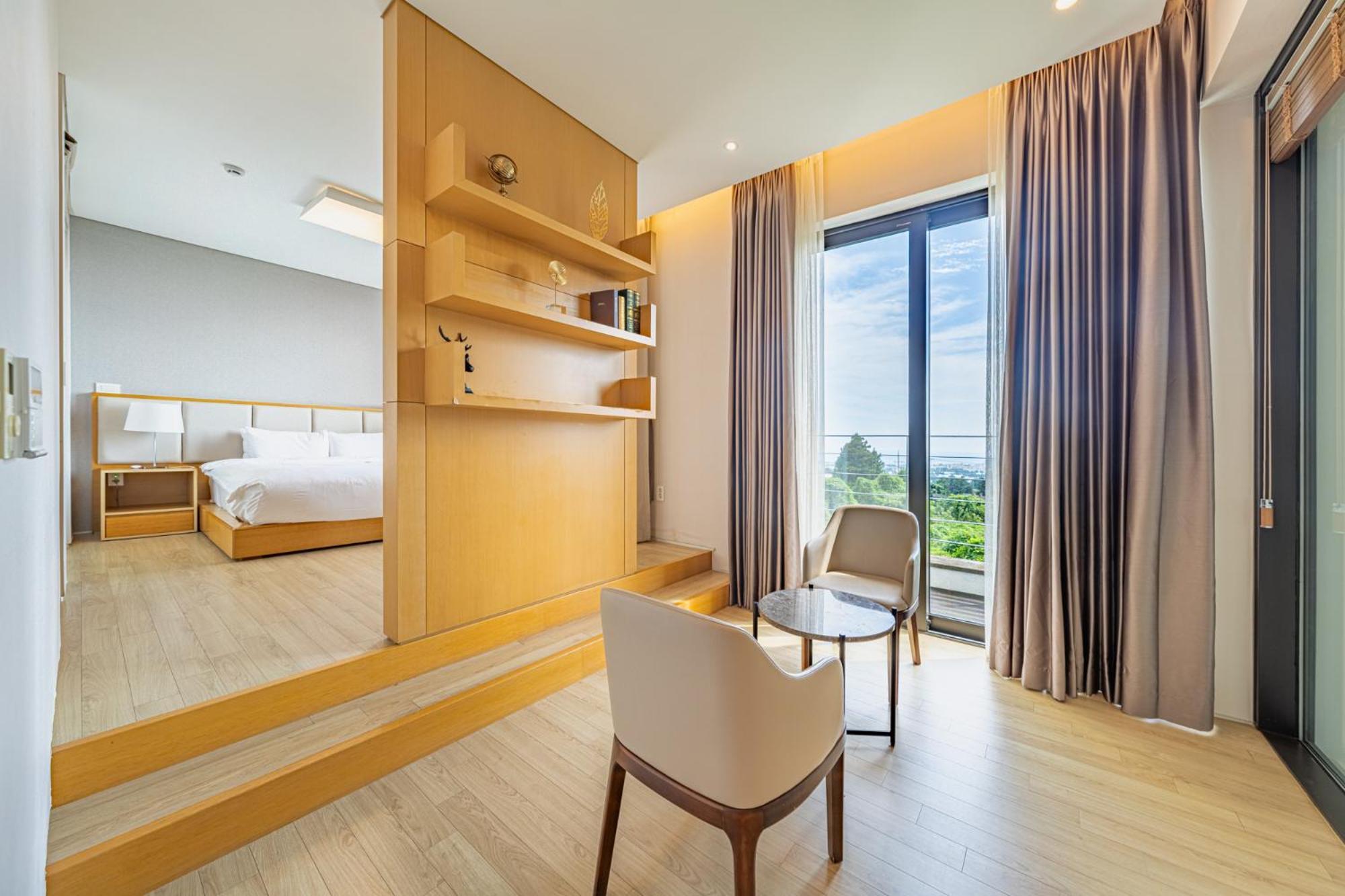 Velum Resort Seogwipo Extérieur photo